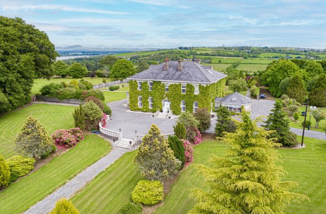 Carrigaleigh House, Carriganore, Butlerstown, Co. Waterford - Click to view photos