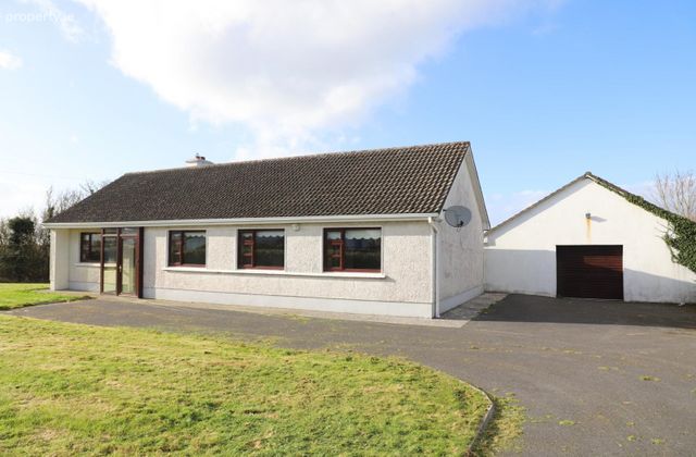 Mulroog West, Ballinderreen, Co. Galway, Ballinderreen, Co. Galway - Click to view photos
