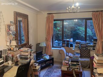 Apartment 18, The Olde Dock, Christchurch, Dublin 8 - Image 2