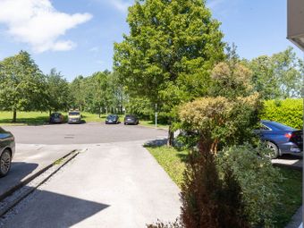 9 Chestnut Avenue, Fota Rock, Carrigtwohill, Co. Cork - Image 3