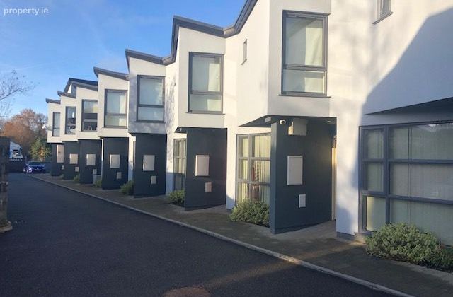 Christopher Court, Oakpark Road, Tralee, Co. Kerry - Click to view photos