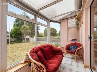 82 Meadow Grove, Churchtown, Dublin 16, Churchtown, Dublin 14 - Image 4
