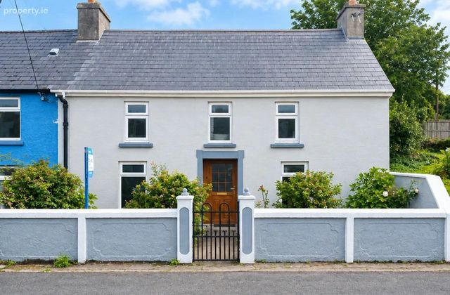 Rossmore, Mill Road, Bandon, Co. Cork - Click to view photos
