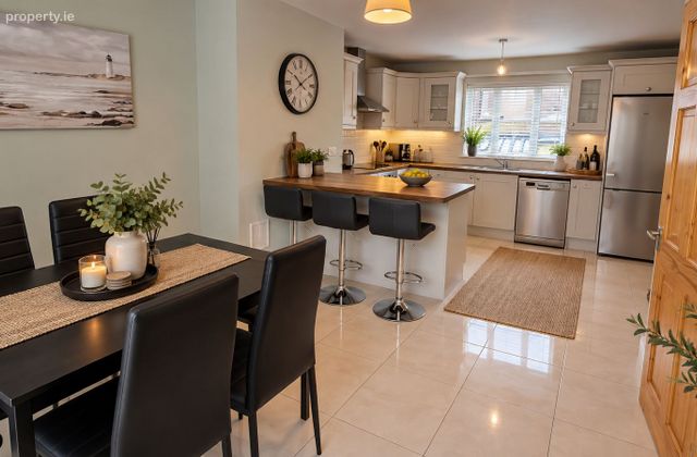 3 Merchants Place, Kilcullen, Co. Kildare - Click to view photos