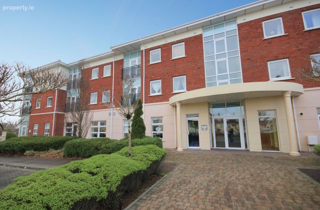 24 Maple Court, Mount Oval Village, Douglas, Rochestown, Co. Cork - Click to view photos