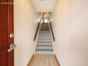 4 Belarmine Place, Stepaside, Dublin 18 - Image 4