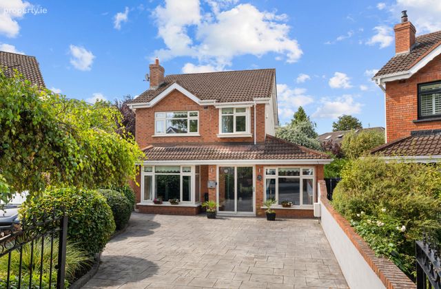 15 Weston Court, Weston Park, Lucan, Co. Dublin, Lucan, Co. Dublin - Click to view photos