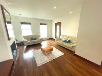 Bantry Square, Waterville, Blanchardstown, Dublin 15, Blanchardstown, Dublin 15 - Image 3