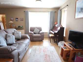 43 Park Grange, Grangerath, Drogheda, Co. Meath - Image 2