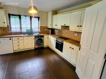 19 Crofton Court, Lough Rinn, Gortletteragh, Co. Leitrim - Image 5