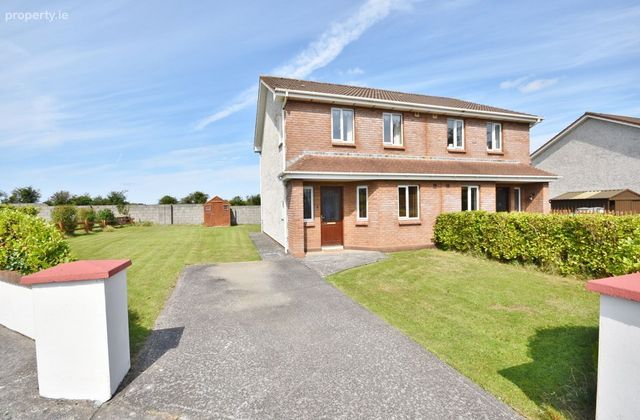79 Lioscarrig Drive, Caherslee, Tralee, Co. Kerry - Click to view photos