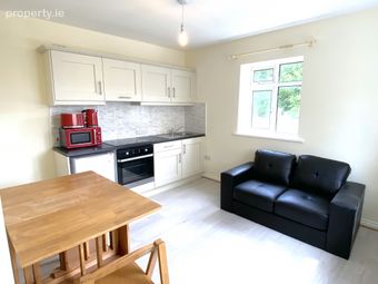 Pound Grove, Castlebar, Co. Mayo - Image 2