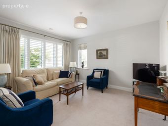 71 Brighton Wood, Dublin 18, Foxrock, Dublin 18 - Image 4