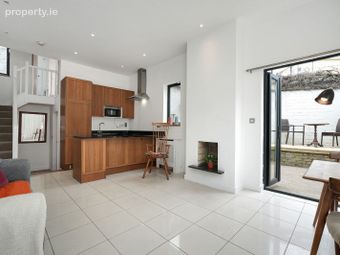 48a Eugene Street, The Coombe, Dublin 8 - Image 2