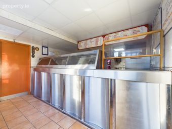 63 Liberty Square, Thurles, Co. Tipperary, Thurles, Co. Tipperary - Image 3