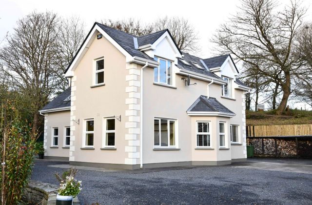 Rinnaney, Foxford, Co. Mayo - Click to view photos