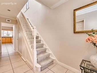 17 Luttrell Park Drive, Castleknock, Dublin 15, Co. Dublin, Castleknock, Dublin 15 - Image 2