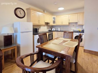 Apartment 4, Bowers Lane, Main Street, Ballinrobe, Co. Mayo - Image 4