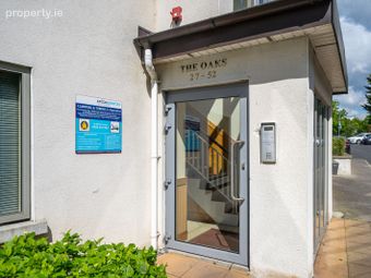Apartment 39, The Oaks, Rockfield, Dundrum, Dublin 16 - Image 2