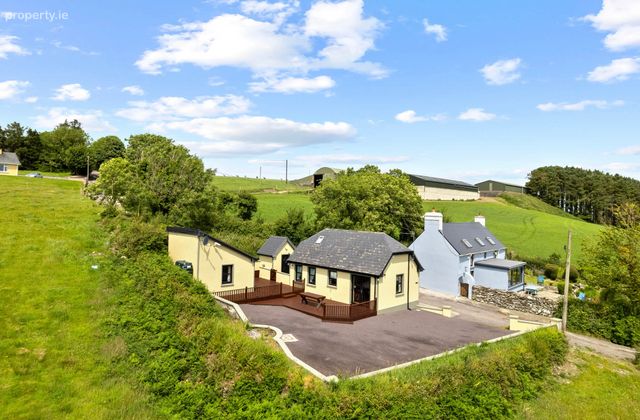 An Naomh&oacute;g, Inchinattin, Rosscarbery, Co Cork, Rosscarbery, Co. Cork - Click to view photos