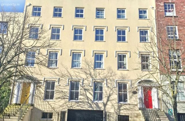 3 Southbrook Apartments, 21/22 South Terrace, Cork City Centre, Co. Cork - Click to view photos