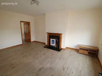 15 Oak Grove, Kingscourt, Kingscourt, Co. Cavan - Image 4