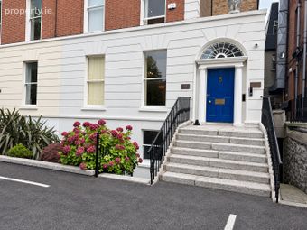 Garden Level, 31 Pembroke Road, Ballsbridge, Dublin 4 - Image 2