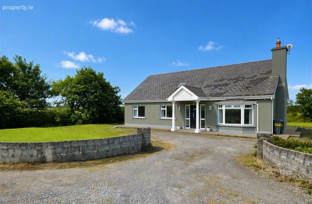 Gowerhass, Cooraclare, Kilrush, Co. Clare - Click to view photos