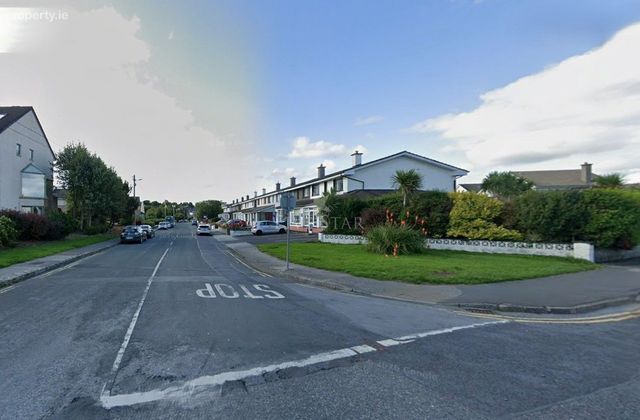 Galway - Salthill 4 Bedroomed Rental, Whitestrand Avenue, Galway City Centre, Co. Galway, Galway City Centre, Co. Galway - Click to view photos