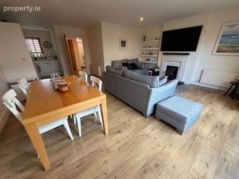 3 Bedroom Duplex, Addison Park, Glasnevin, Dublin 11 - Image 3