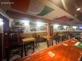 Garveys Dew Drop Inn, Market Square, Charlestown, Co. Mayo, Charlestown, Co. Mayo - Image 5