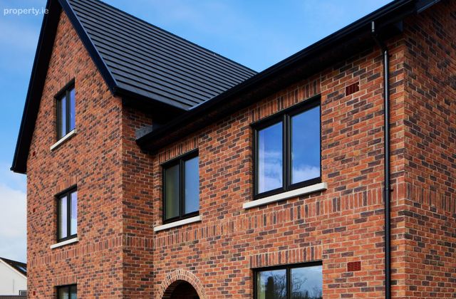 4 Bedroom, Celbridge, Co. Kildare - Click to view photos