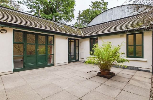 12 Cathedral Close, Tullow Street, Carlow, Co. Carlow, Graiguecullen, Co. Carlow - Click to view photos