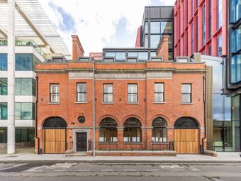 1st Floor, The Shipping Office, Sir John Rogerson's Quay, Dublin 2 - Image 2