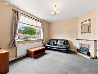 21 Shanowen Road, Dublin 9, Santry, Dublin 9 - Image 3