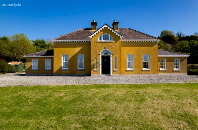 Ardnasmole,seskin, Bantry, Co. Cork - Click to view photos