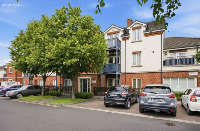 22 Millstream, The Links, Station Road, Portmarnock, Co. Dublin - Click to view photos