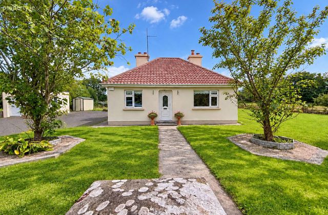 Lissananny, Tuam, Co. Galway - Click to view photos