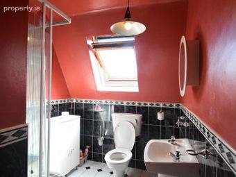 21 Rockwood, Mahon, Mahon, Co. Cork - Image 2