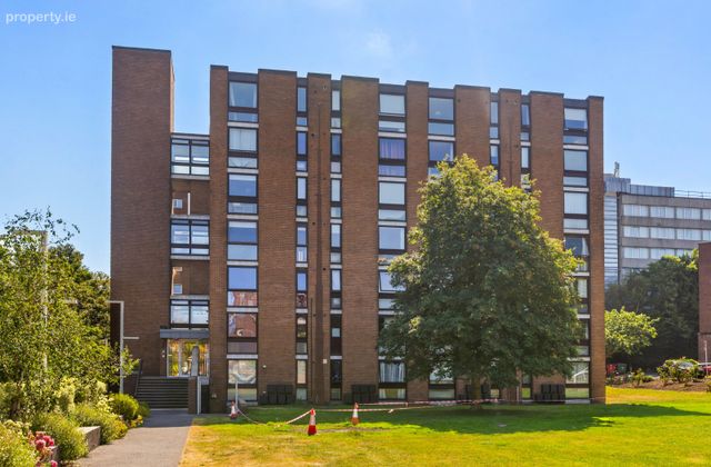 54 Rowan House, Mespil Estate, Sussex Road, Dublin 4, Dublin 4 - Click to view photos