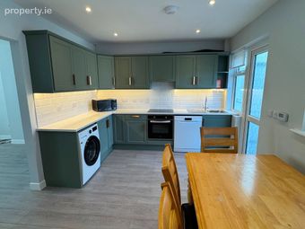 8 Oaklands Park, Swords, Swords, Co. Dublin - Image 2