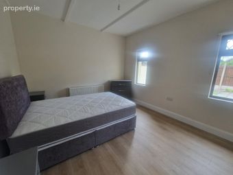 Kilroe, Riverview Estate, Mayfield, Co. Cork - Image 4