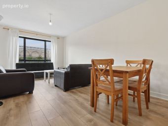 Apartment 116, Block 4, Parkgate Place, Dublin 8 - Image 3