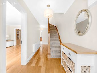 13 Woodstown Lawn, Knocklyon, Dublin 16, Co. Dublin, Knocklyon, Dublin 16 - Image 3