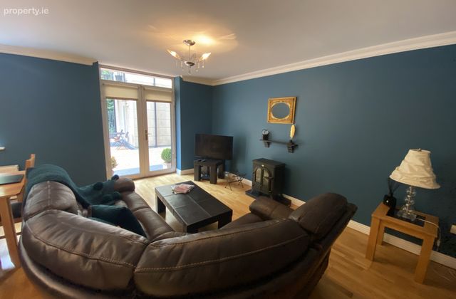 Kingsbridge, Douglas, Co. Cork - Click to view photos