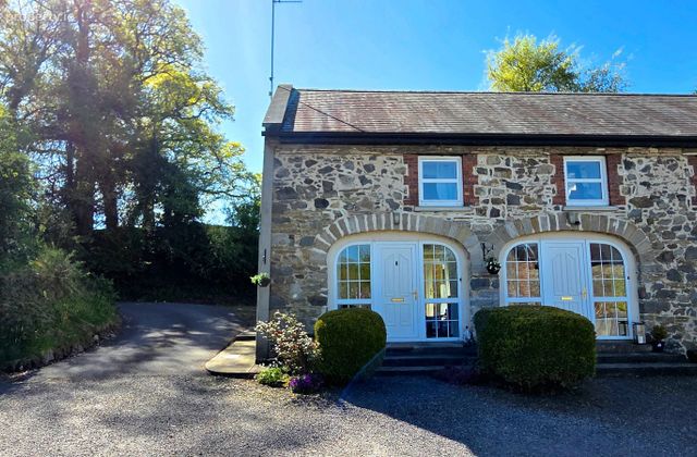 1 Carriage House, Lismore Demesne, Crossdoney, Co. Cavan - Click to view photos
