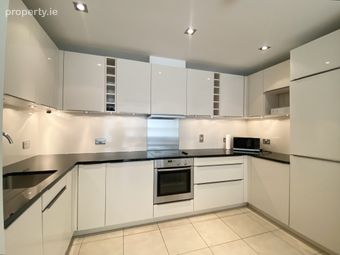 26 The Garnish, Lancaster Gate, Cork City Centre, Co. Cork - Image 5