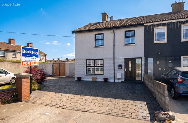 24 Croftwood Gardens, Dublin 10, Cherry Orchard, Dublin 22 - Click to view photos