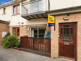 4 The Crescent, Larch Hill, Santry, Dublin 17, Santry, Dublin 9 - Image 2