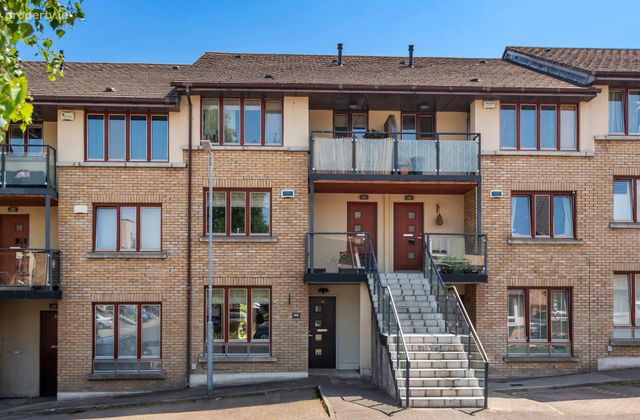 46 Belarmine Place, Stepaside, Dublin 18, Dublin 18 - Click to view photos